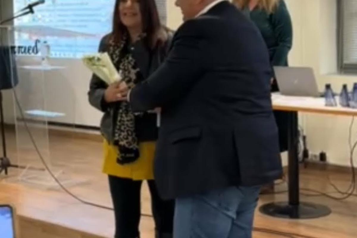 Η Δημοτική Αρχή Νέας Φιλαδέλφειας – Νέας Χαλκηδόνας τίμησε την Πρόεδρο του Συλλόγου, Χρυσάνθη Γεωργίου, στο πλαίσιο εκδήλωσης για την Παγκόσμια Ημέρα Εθελοντισμού, για το εθελοντικό έργο της συλλογικότητας «η Γειτονιά της Κίρκης»