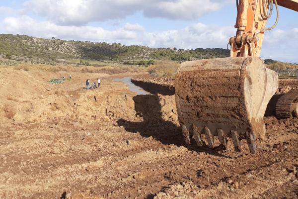 έργα καταστροφής στον ΕΡΑΣΙΝΟ ΠΟΤΑΜΟ